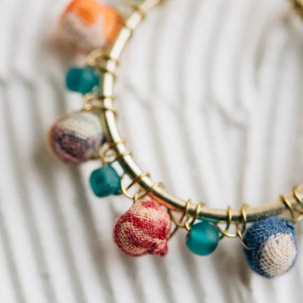 Akku Sari Bead Hoop Earrings