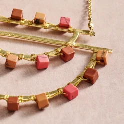 Amara Pendant Necklace