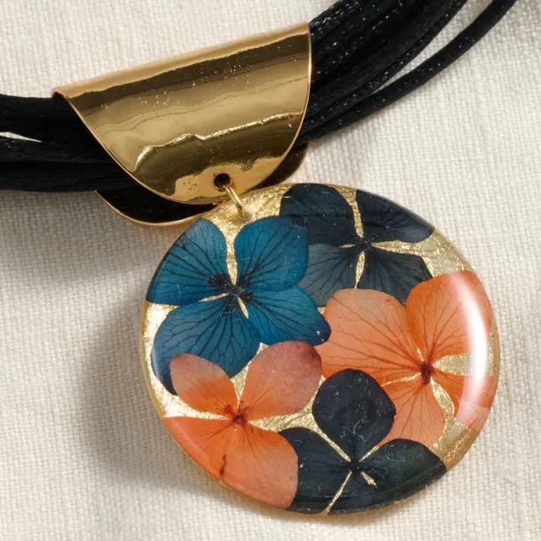Antonella Flower Petal Layered Pendant Necklace