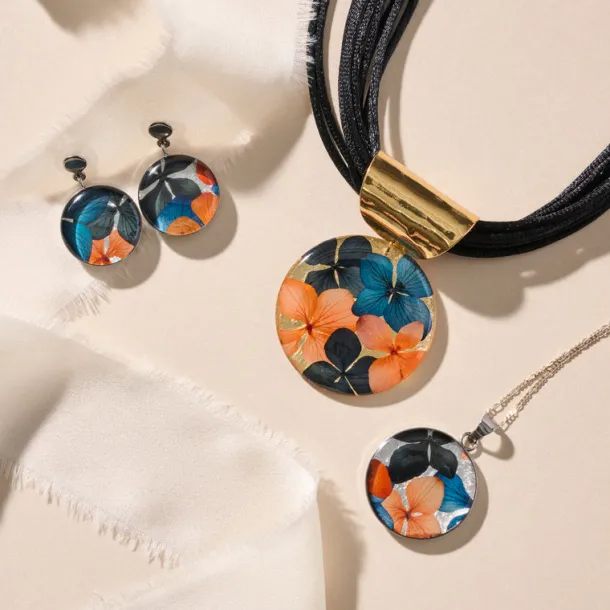 Antonella Flower Petal Pendant Necklace