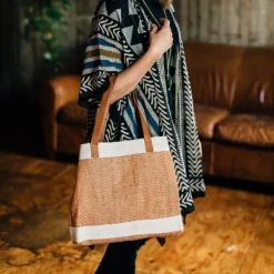 Balmy Jute & Cotton Bag