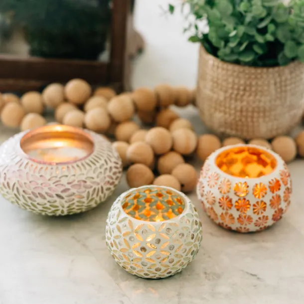 Chamakana Candleholder