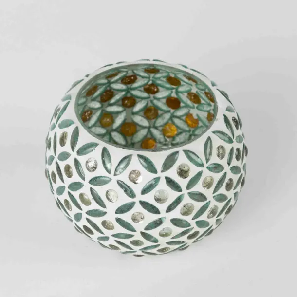 Chamakana Candleholder