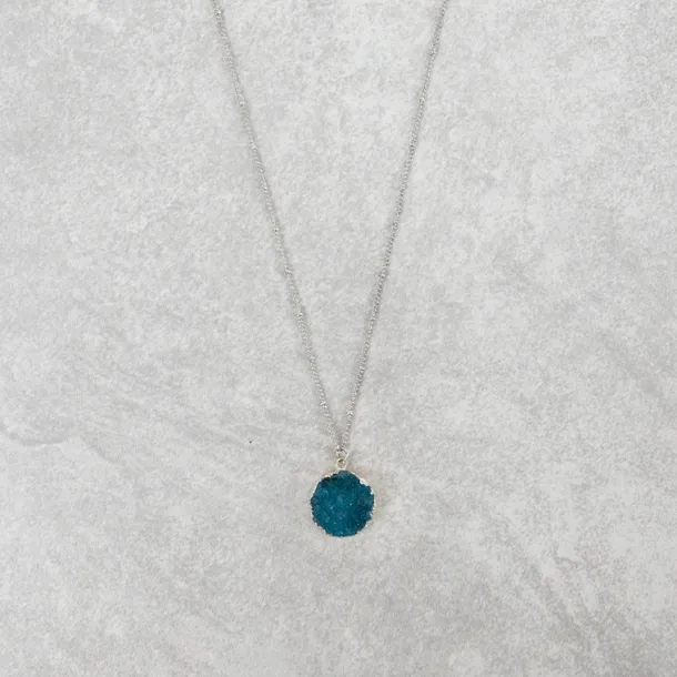 Chattan Geode Pendant Necklace
