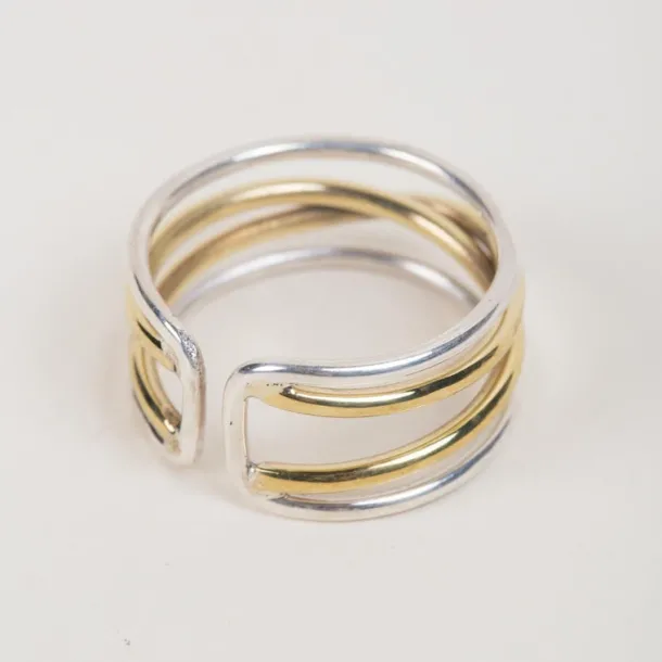 Crossed Paths Ring