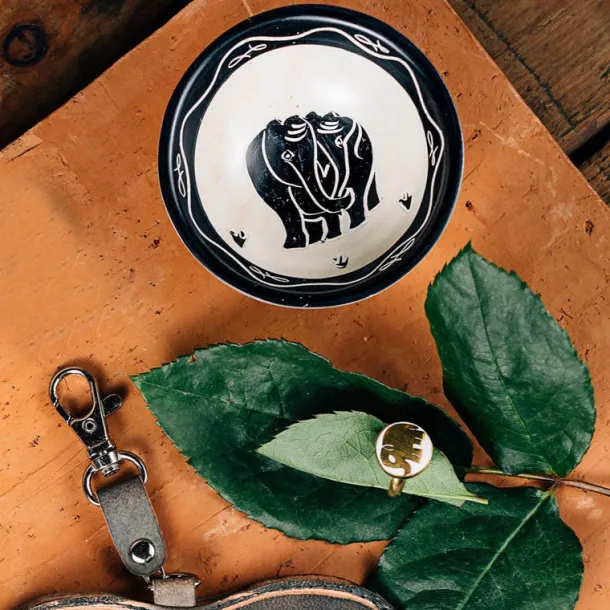 Elephant Kisii Ring Dish