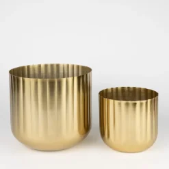 Firelit Scalloped Planter