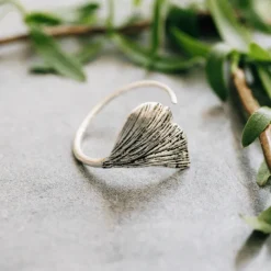 Ginkgo Leaf Ring