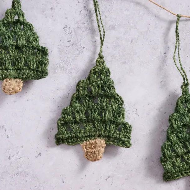 Holly Jolly Trees Crochet Garland
