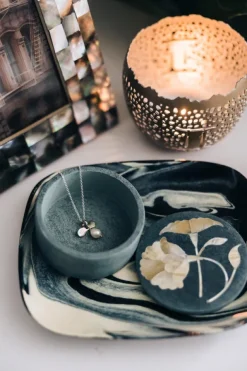 In Bloom Box