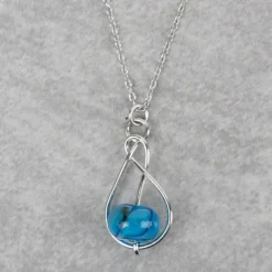 Isai Pendant Necklace