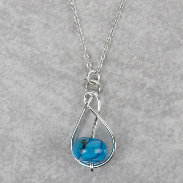 Isai Pendant Necklace