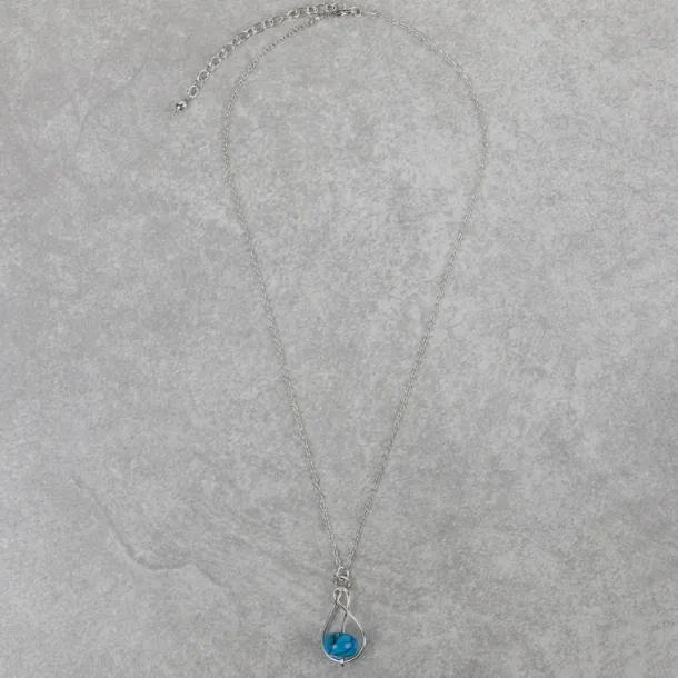 Isai Pendant Necklace