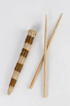 Pathi Grass Chopsticks & Case