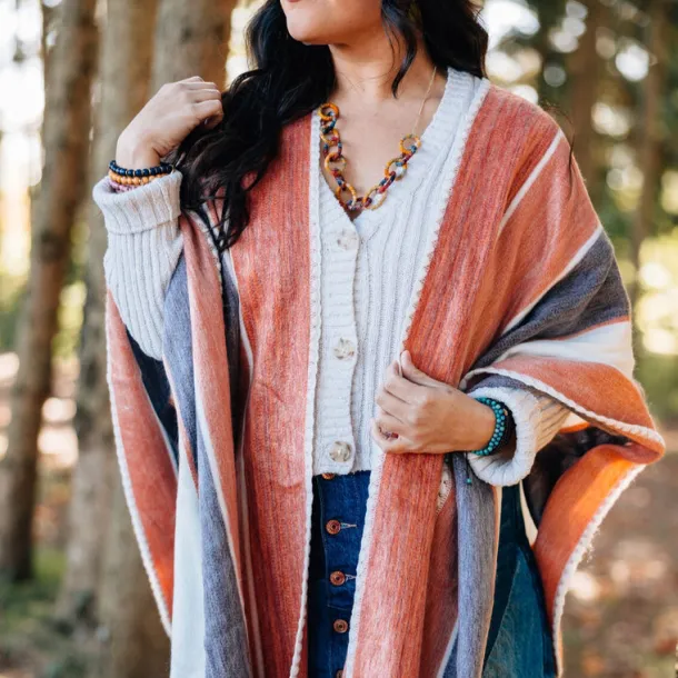 Quito Reversible Poncho