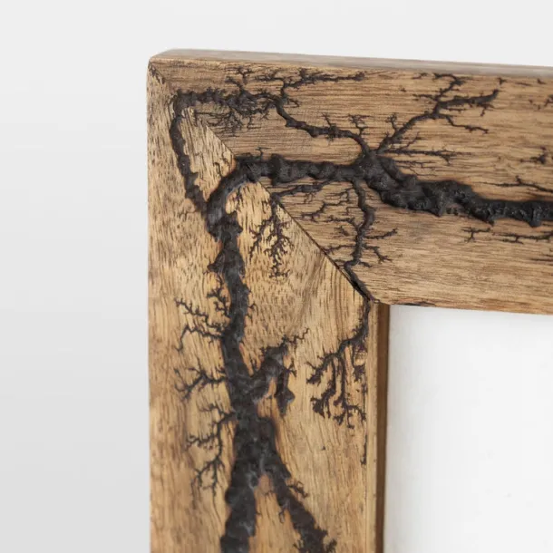 Roots Motif Frame