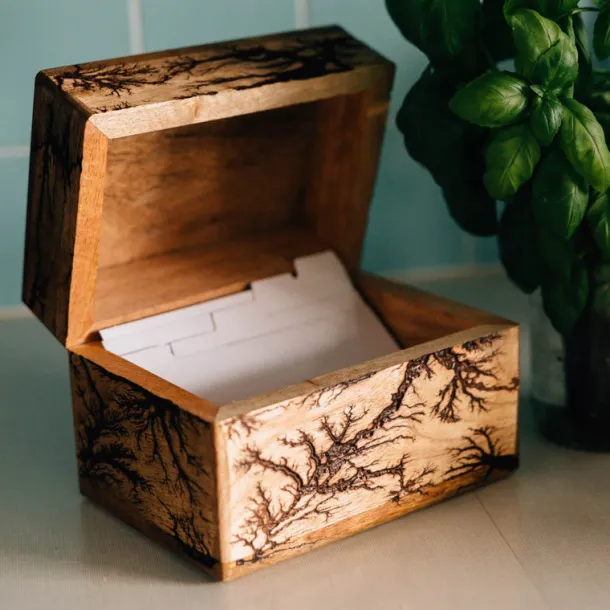 Roots Motif Recipe Box