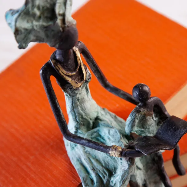 Share the Gift Statue