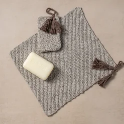 Tasseled Cotton Finger Mitt