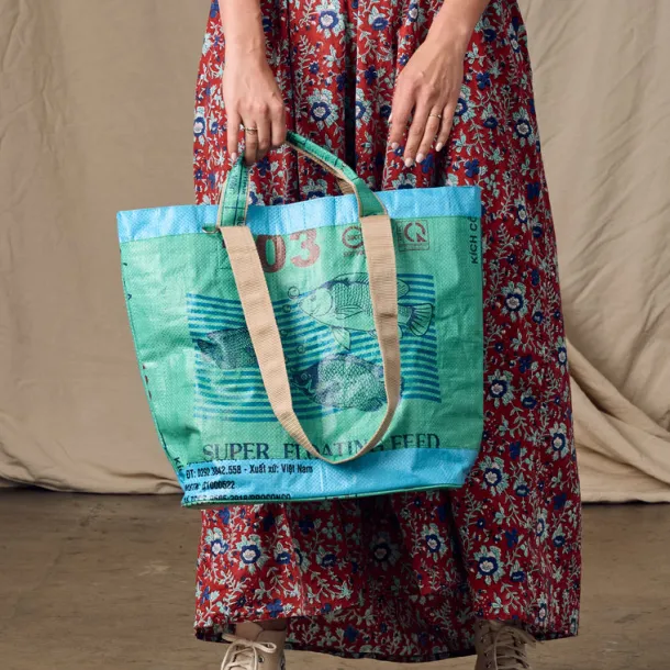 Trei Recycled Feed Bag Lined Tote